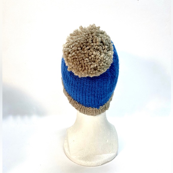 Hand Knit Couples Blue and Gray Beanie Hat Set with Paw Print and Pom Pom - Picture 8 of 9